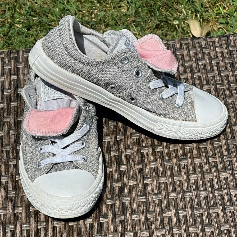 ⚡️Adorable Gray Converse! Sz 1 Double Tongue Maddie Ox (Fast Ship!)